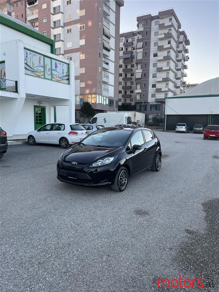 2011' Ford Fiesta photo #1