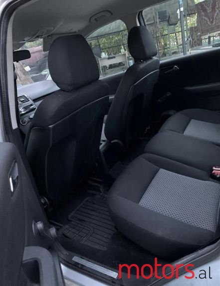 2006' Mercedes-Benz A 180 photo #3