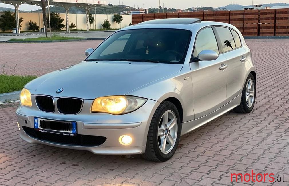 2006' BMW 120 photo #1