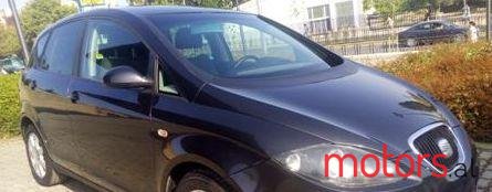 2004' SEAT Altea photo #2