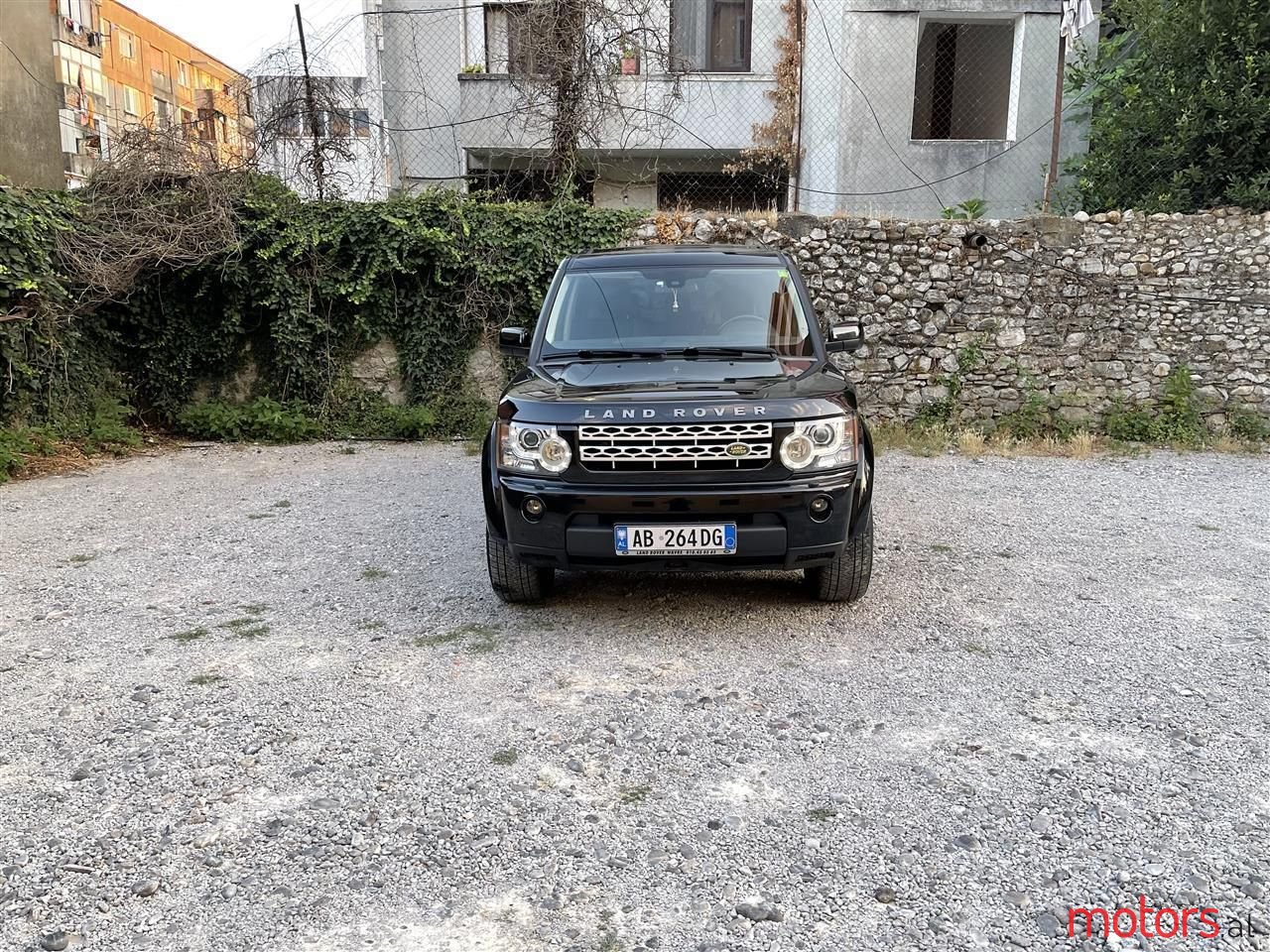 2010' Land Rover Discovery photo #4