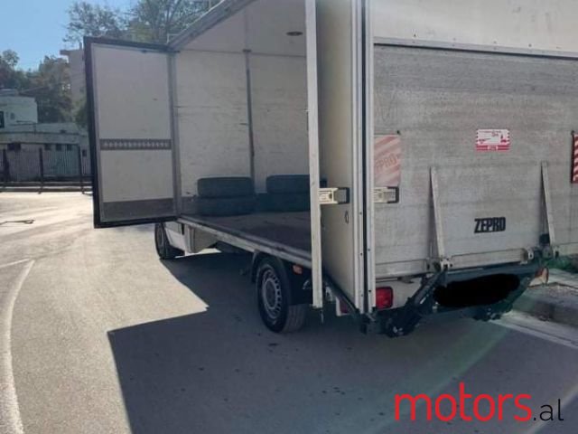 2010' Mercedes-Benz Sprinter photo #3