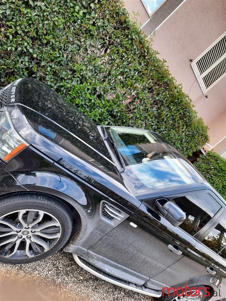 2010' Land Rover Range Rover Sport photo #2