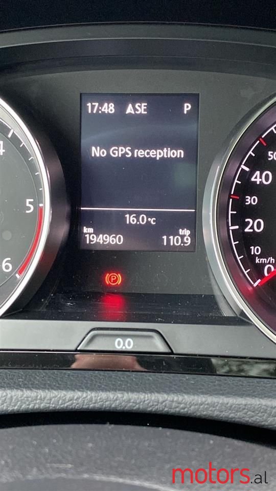 2014' Volkswagen Golf photo #3