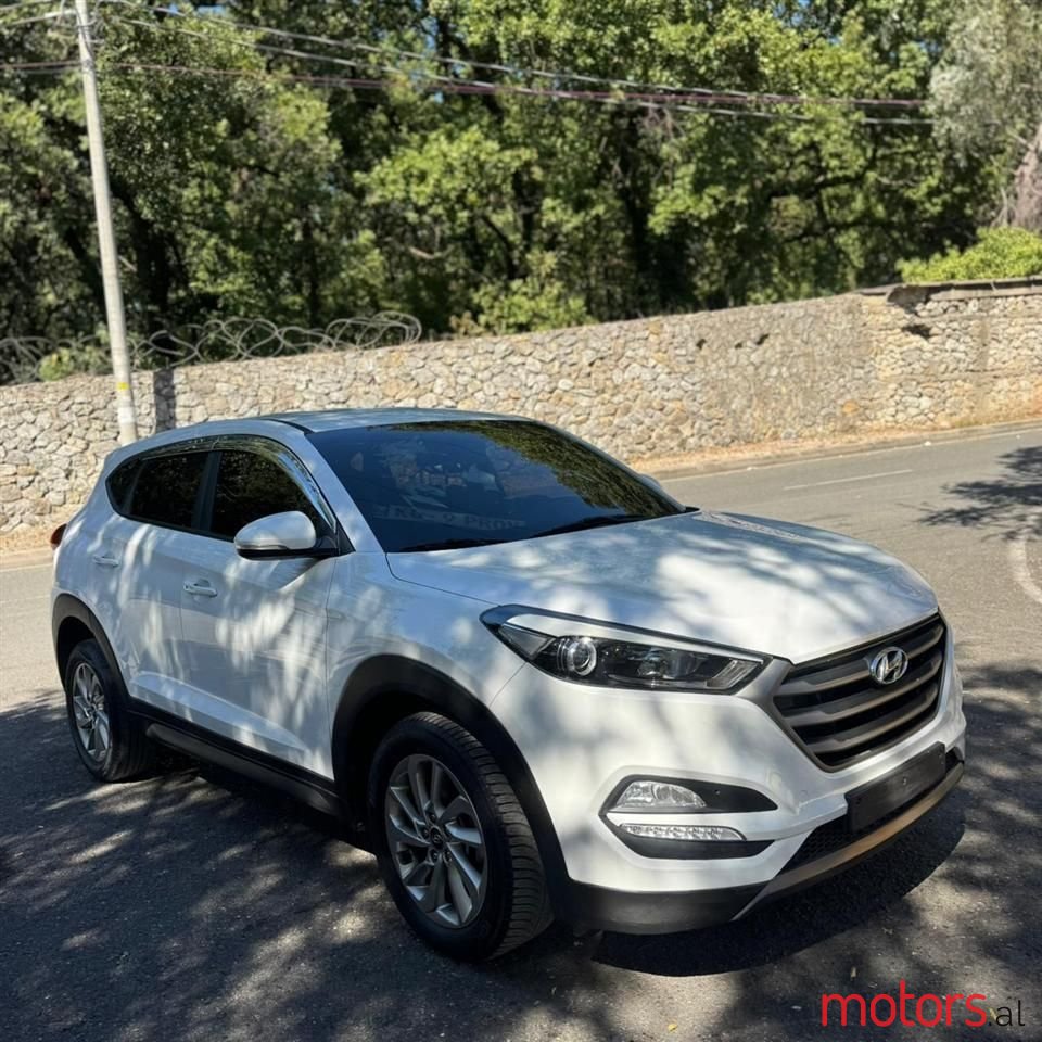 2015' Hyundai Tucson photo #6