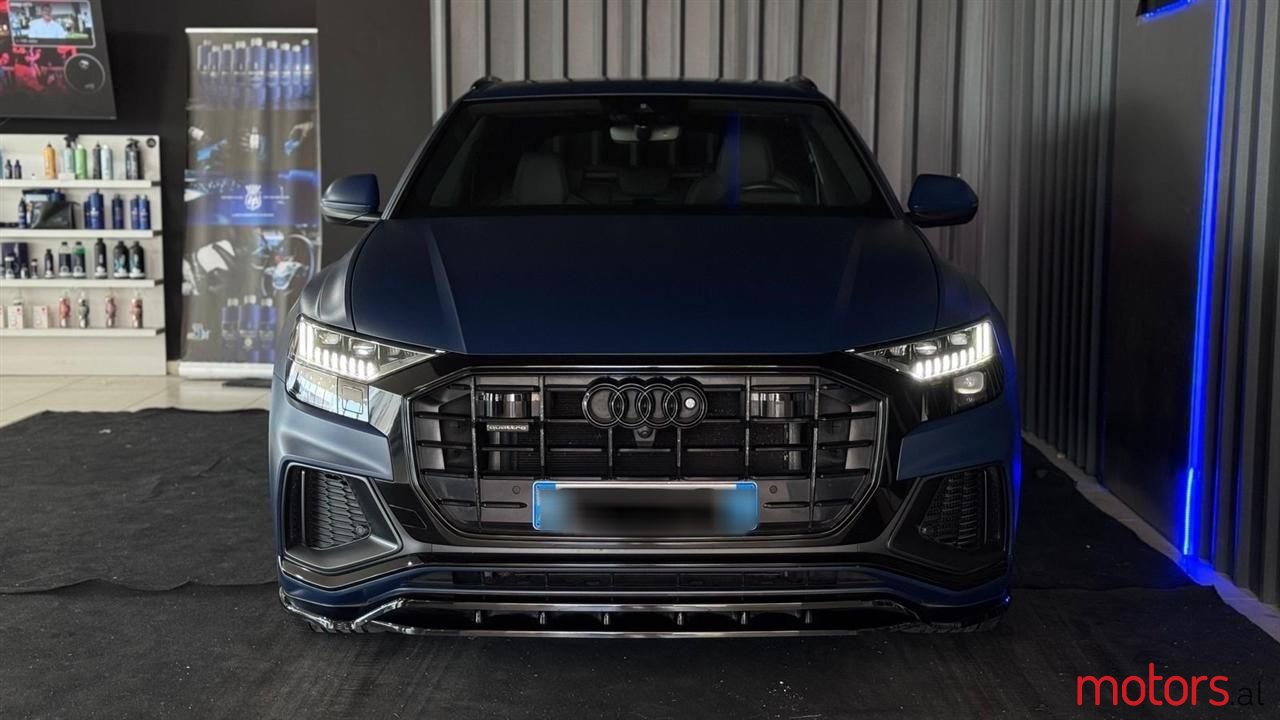 2019' Audi Q8 photo #1
