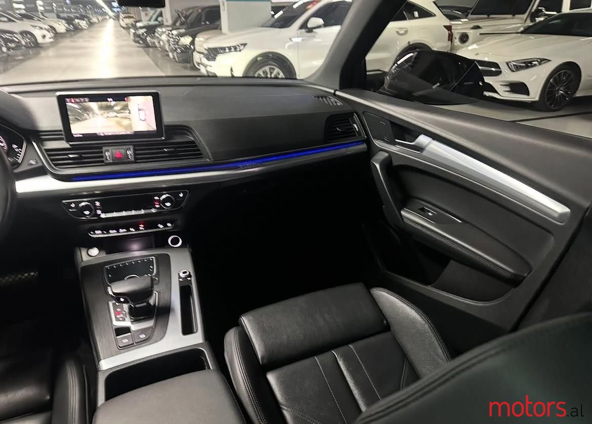 2020' Audi Q5 photo #4