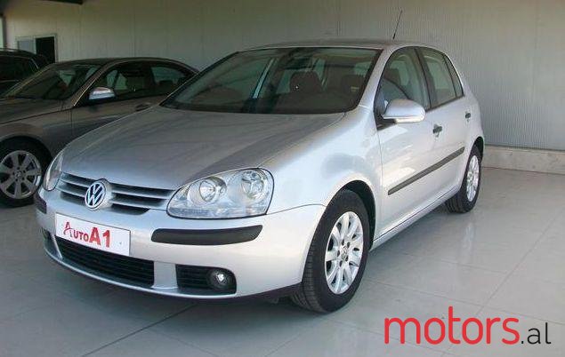 2005' Volkswagen Golf photo #2