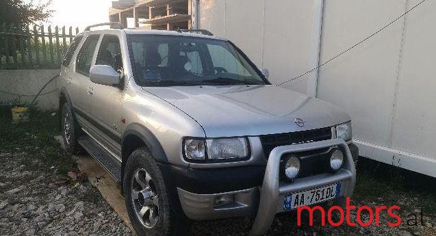 2001' Opel Frontera photo #2