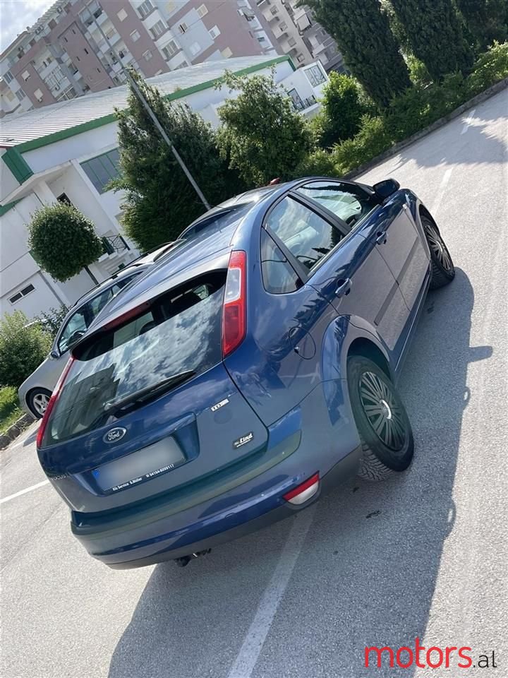 2006' Ford Focus photo #2