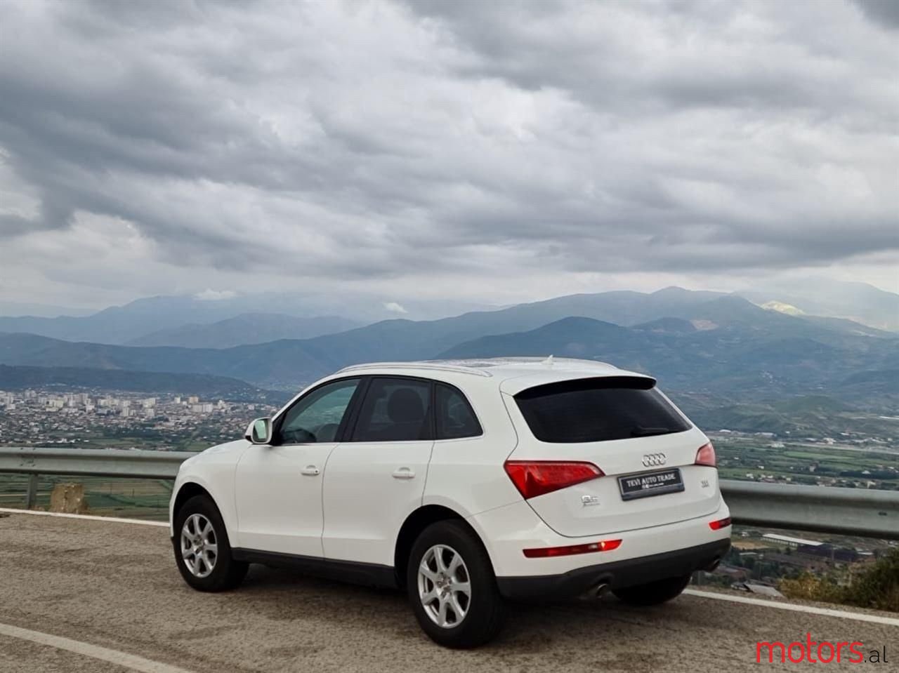 2010' Audi Q5 photo #3