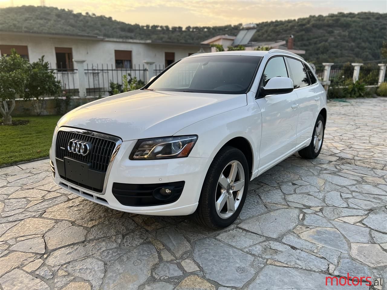 2011' Audi Q5 photo #2