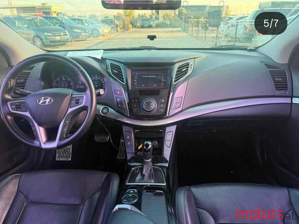 2013' Hyundai i40 photo #5