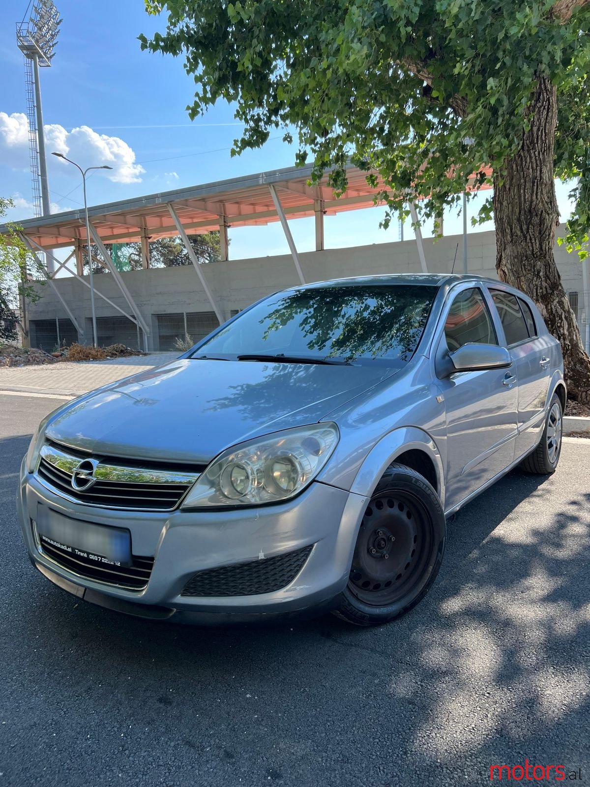 2010' Opel Astra photo #6