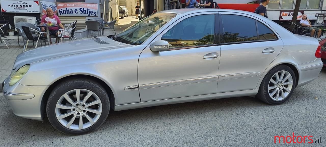 2003' Mercedes-Benz E 240 photo #1