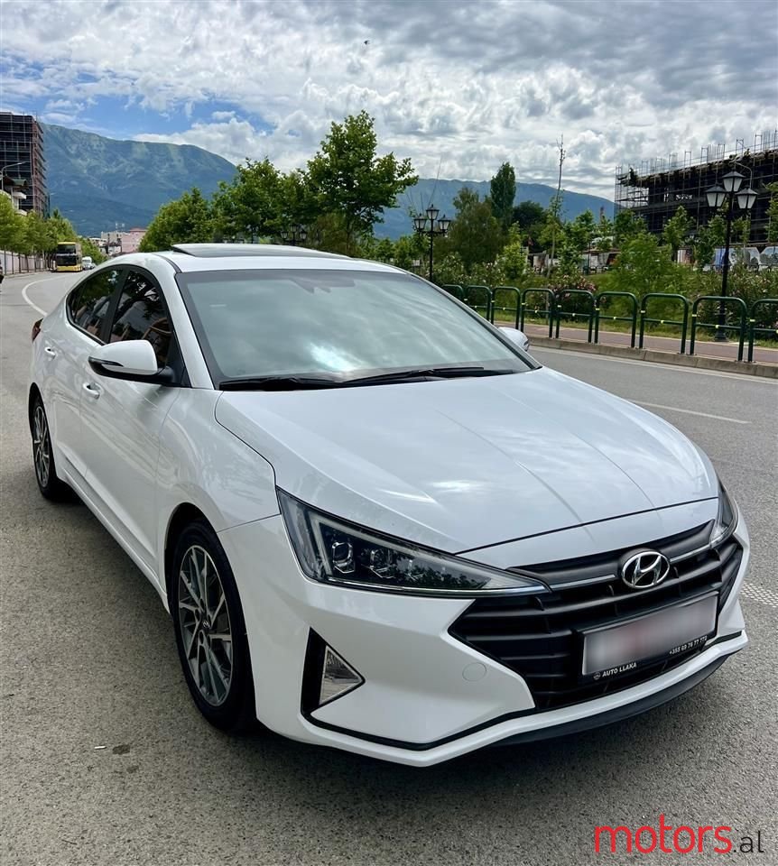 2019' Hyundai Avante photo #1