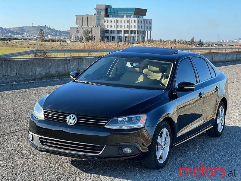 2012' Volkswagen Jetta photo #1