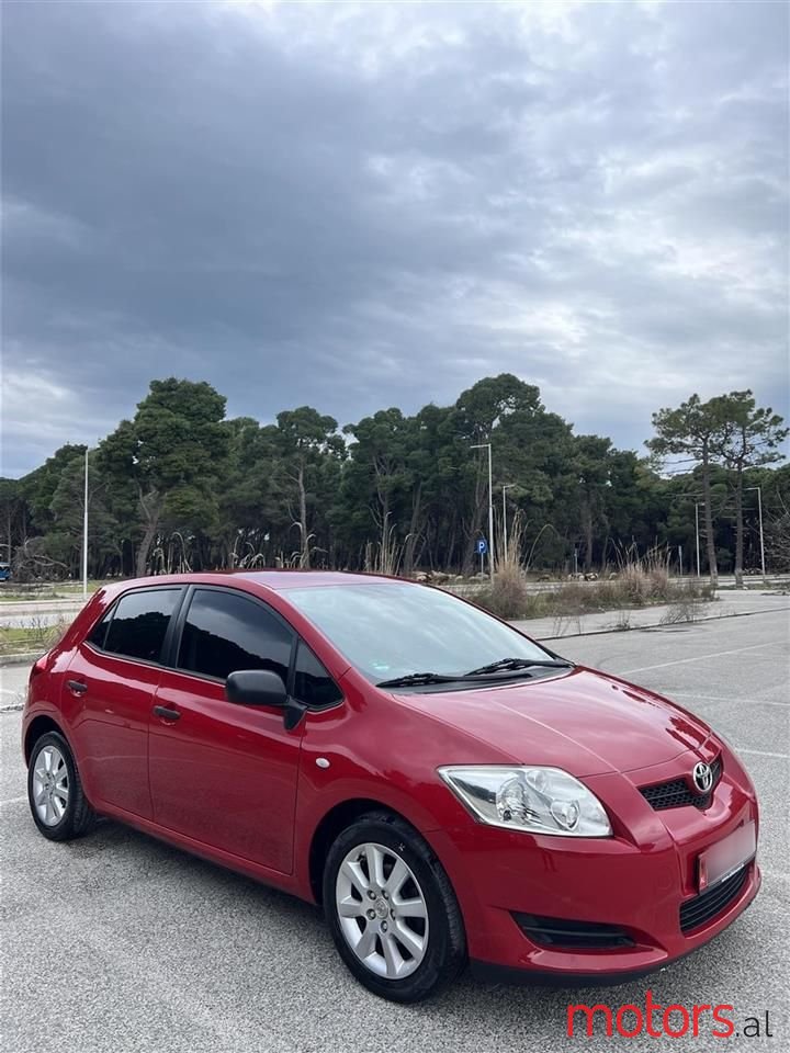2009' Toyota Auris photo #5