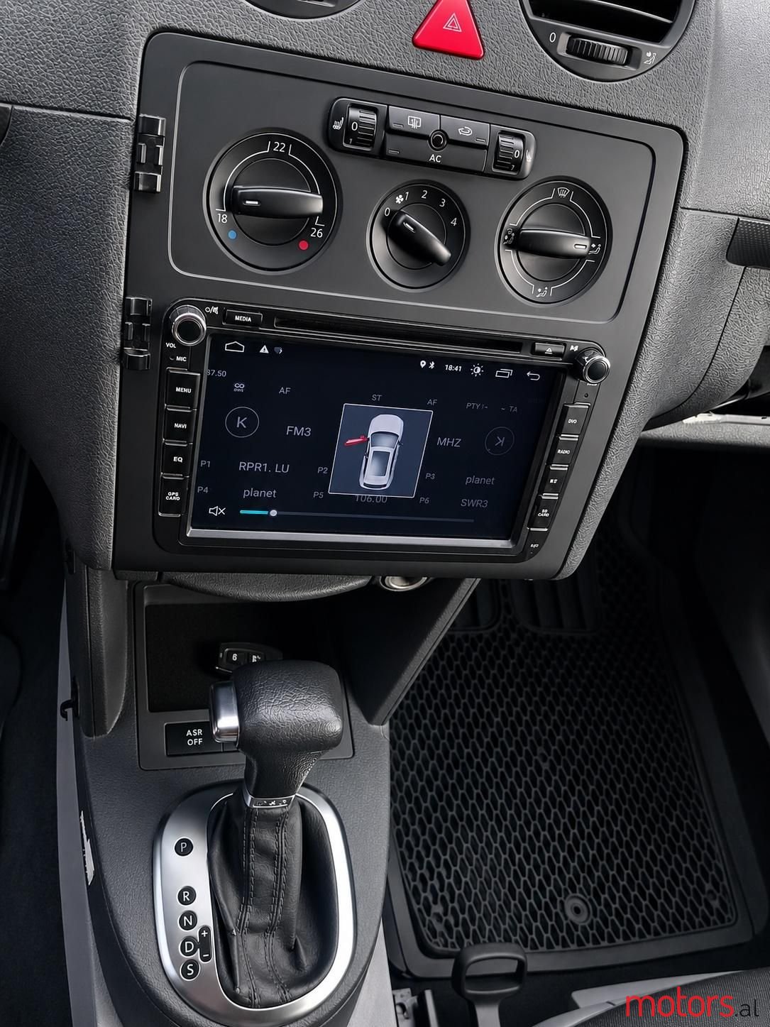 2010' Volkswagen Caddy photo #6