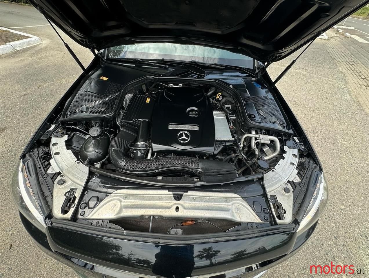 2017' Mercedes-Benz C 300 photo #3