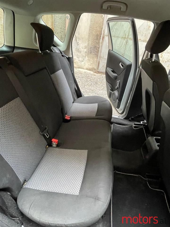 2006' Mercedes-Benz A 170 photo #5