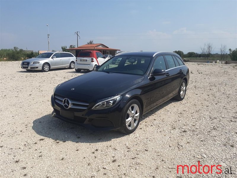 2017' Mercedes-Benz C 220 photo #2