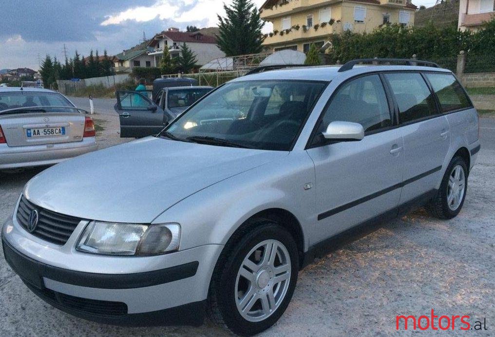 2000' Volkswagen Passat photo #2