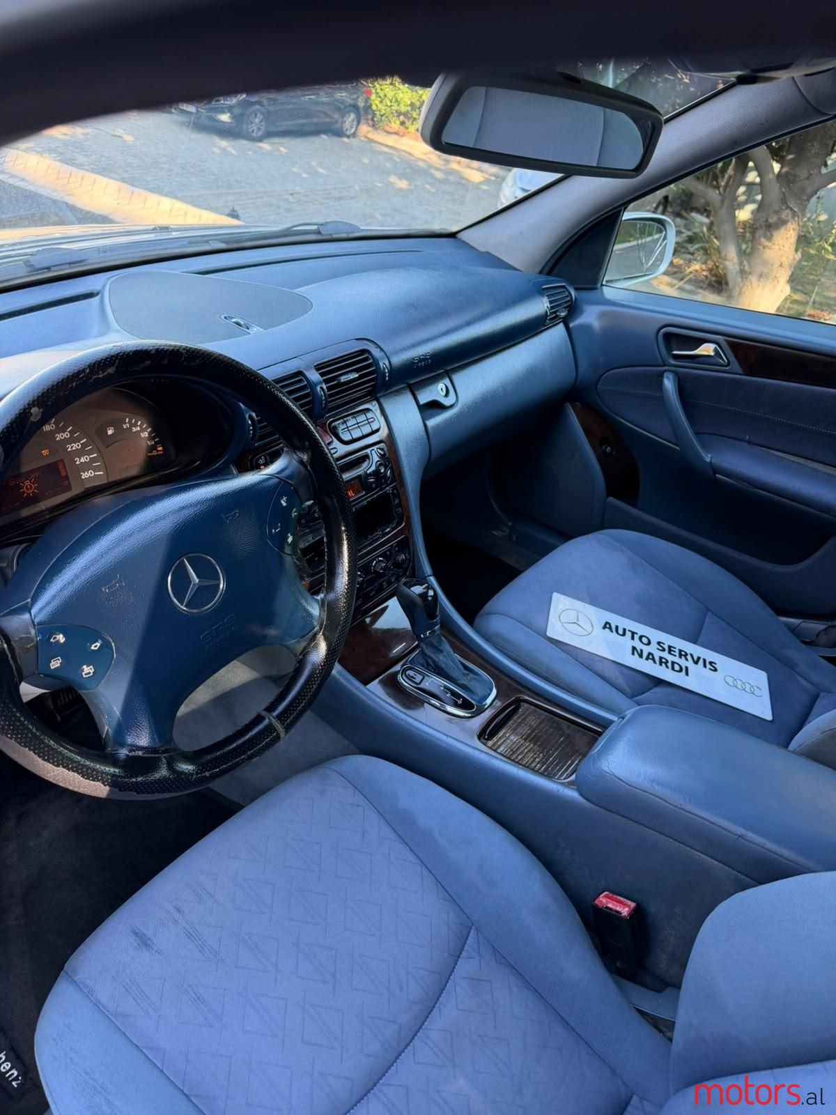 2002' Mercedes-Benz 220 photo #5
