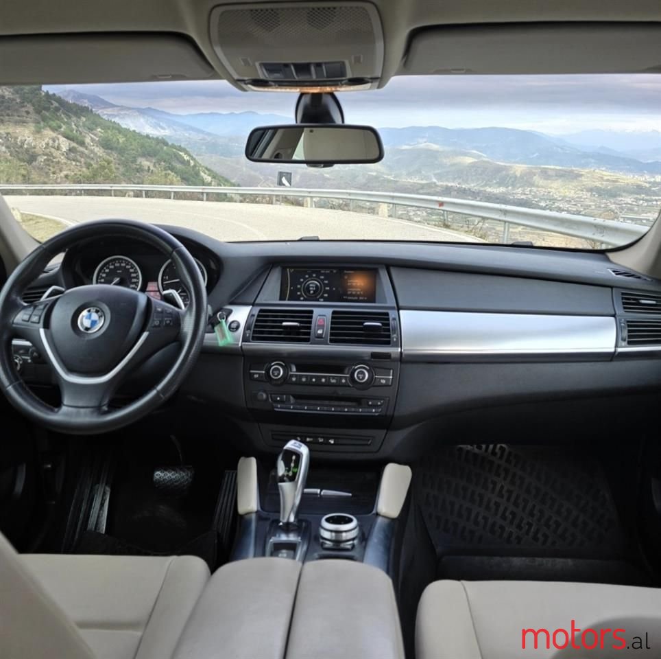 2012' BMW X6 photo #5