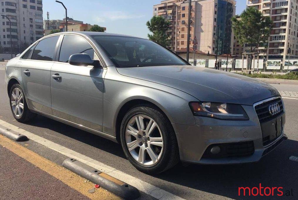 2010' Audi A4 photo #1