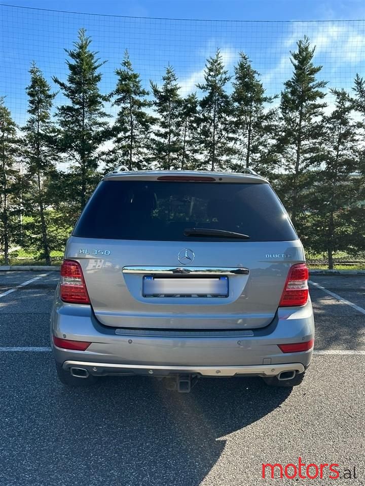 2011' Mercedes-Benz ML 350 photo #3