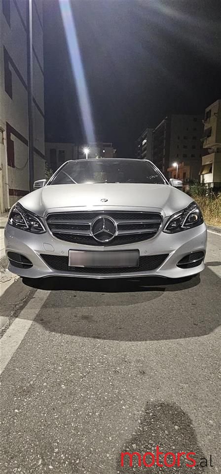 2014' Mercedes-Benz E 250 photo #2