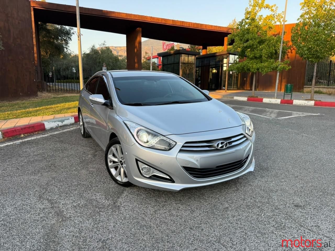 2012' Hyundai i40 photo #1
