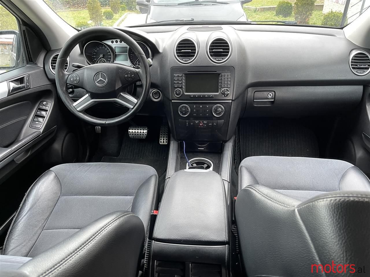 2008' Mercedes-Benz ML 320 photo #2