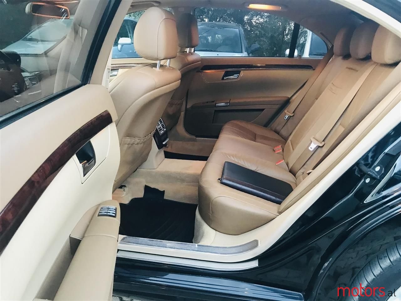 2007' Mercedes-Benz S 550 photo #3