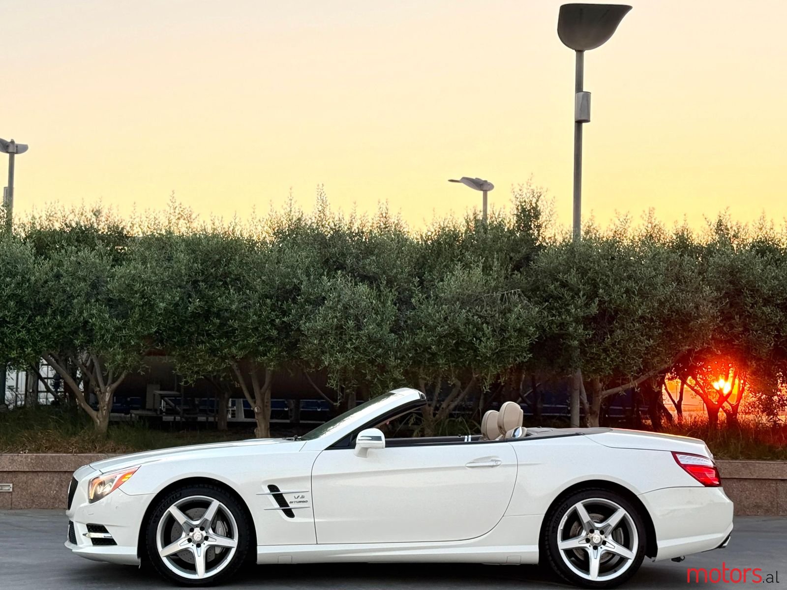 2014' Mercedes-Benz SL 55 AMG photo #3
