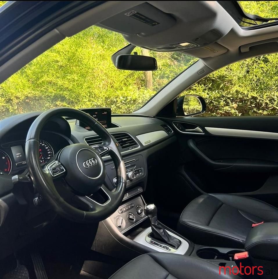 2016' Audi Q3 photo #5