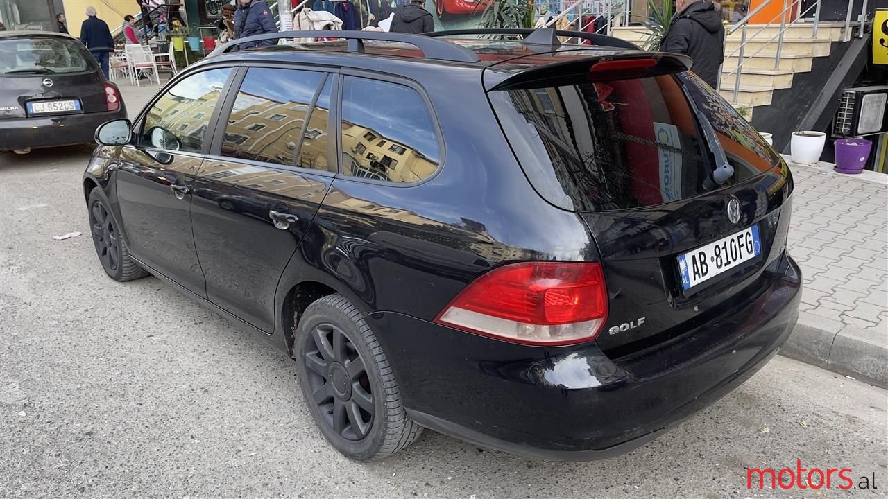 2007' Volkswagen Golf photo #3