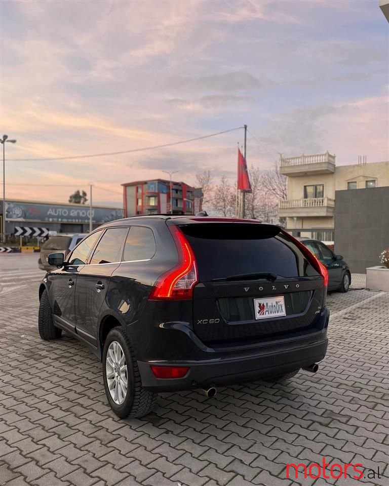 2010' Volvo Xc 60 photo #2