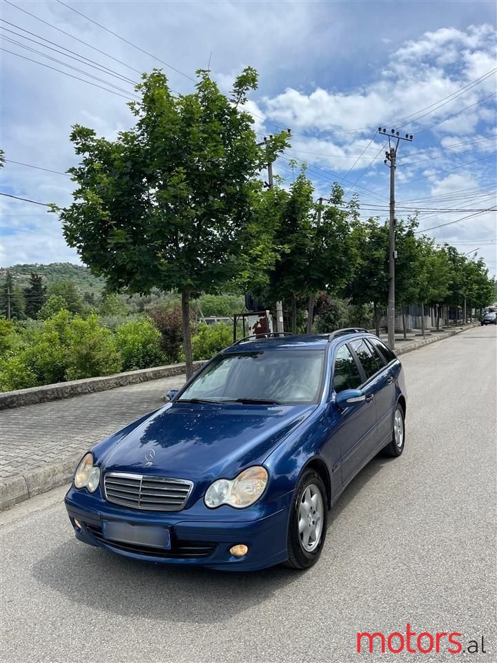 2005' Mercedes-Benz C 200 photo #1
