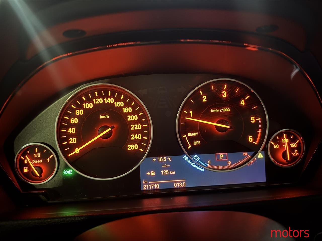 2013' BMW 320 photo #6