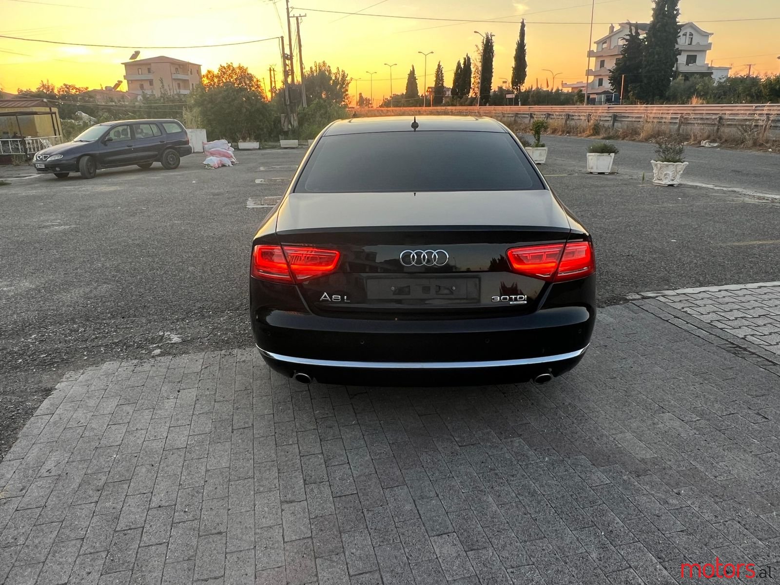 2013' Audi A8 photo #4