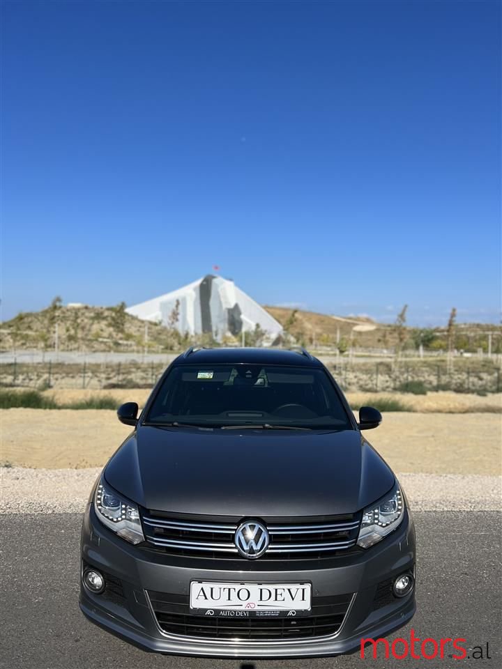 2014' Volkswagen Tiguan photo #1