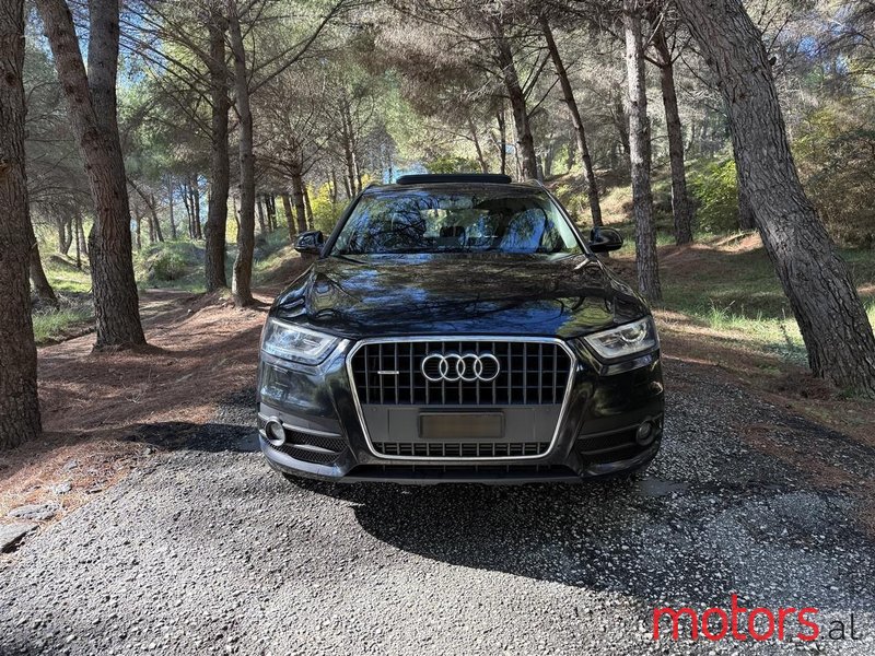 2013' Audi Q3 photo #2