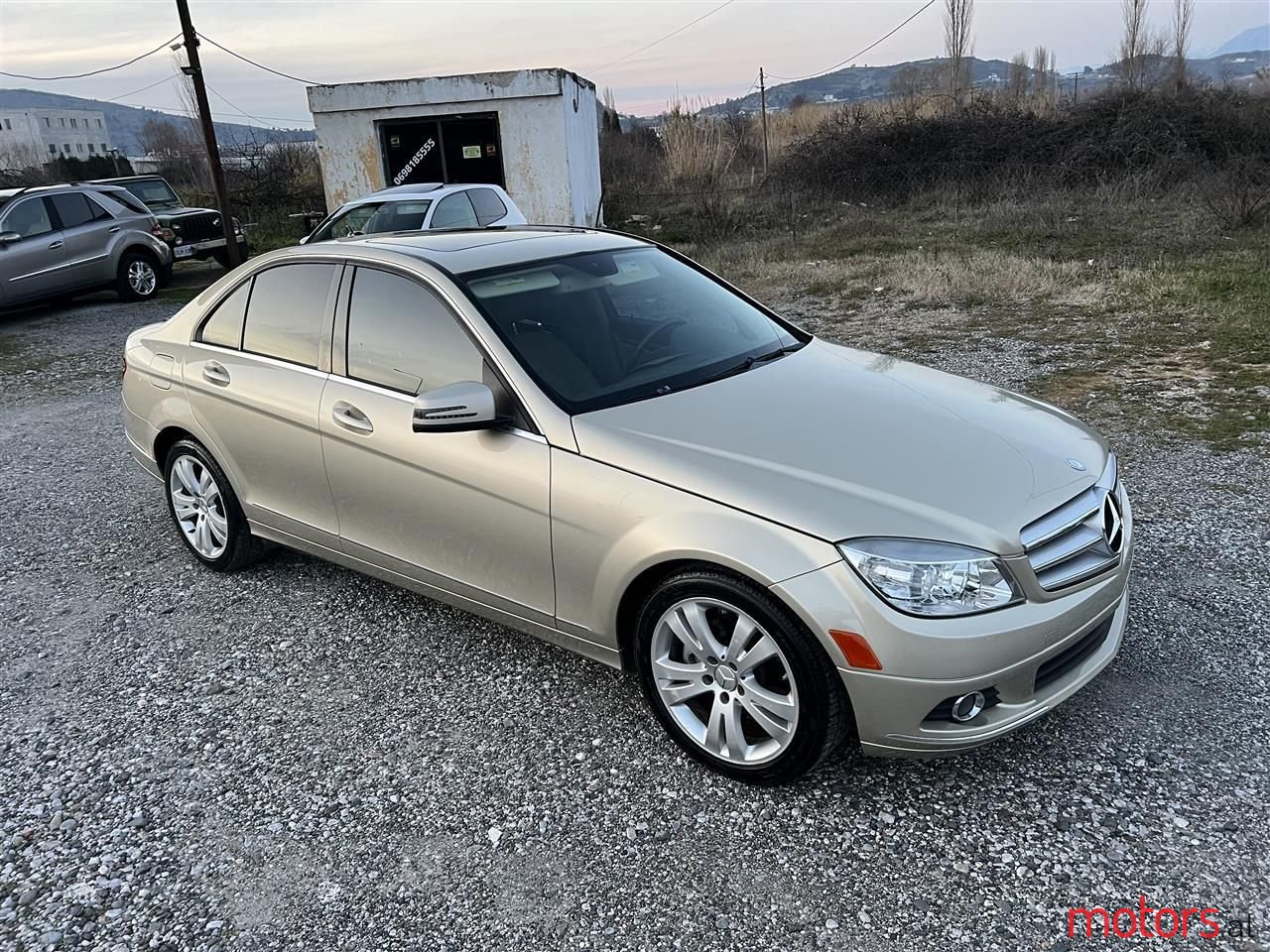 2010' Mercedes-Benz 300 photo #3