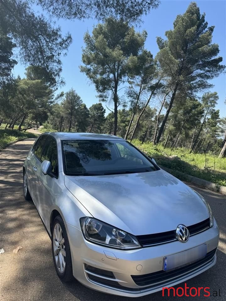 2014' Volkswagen Golf photo #2