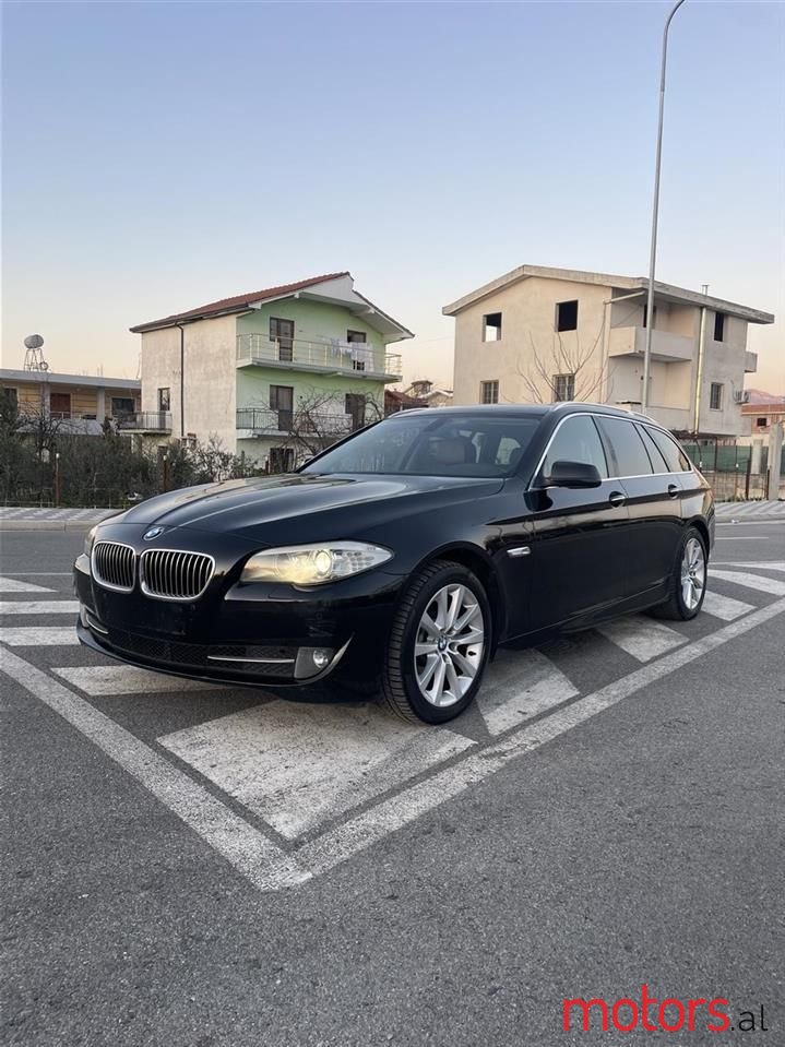 2013' BMW 525 photo #6