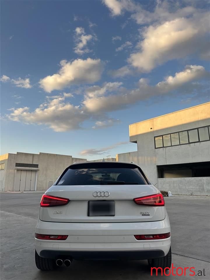 2016' Audi Q3 photo #6
