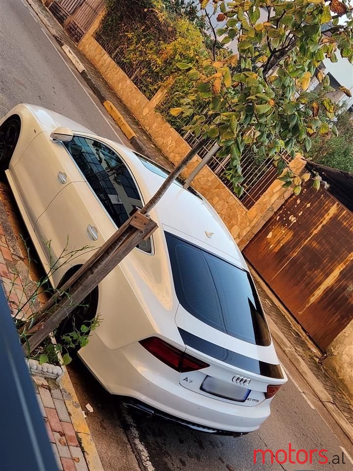 2015' Audi A7 photo #2