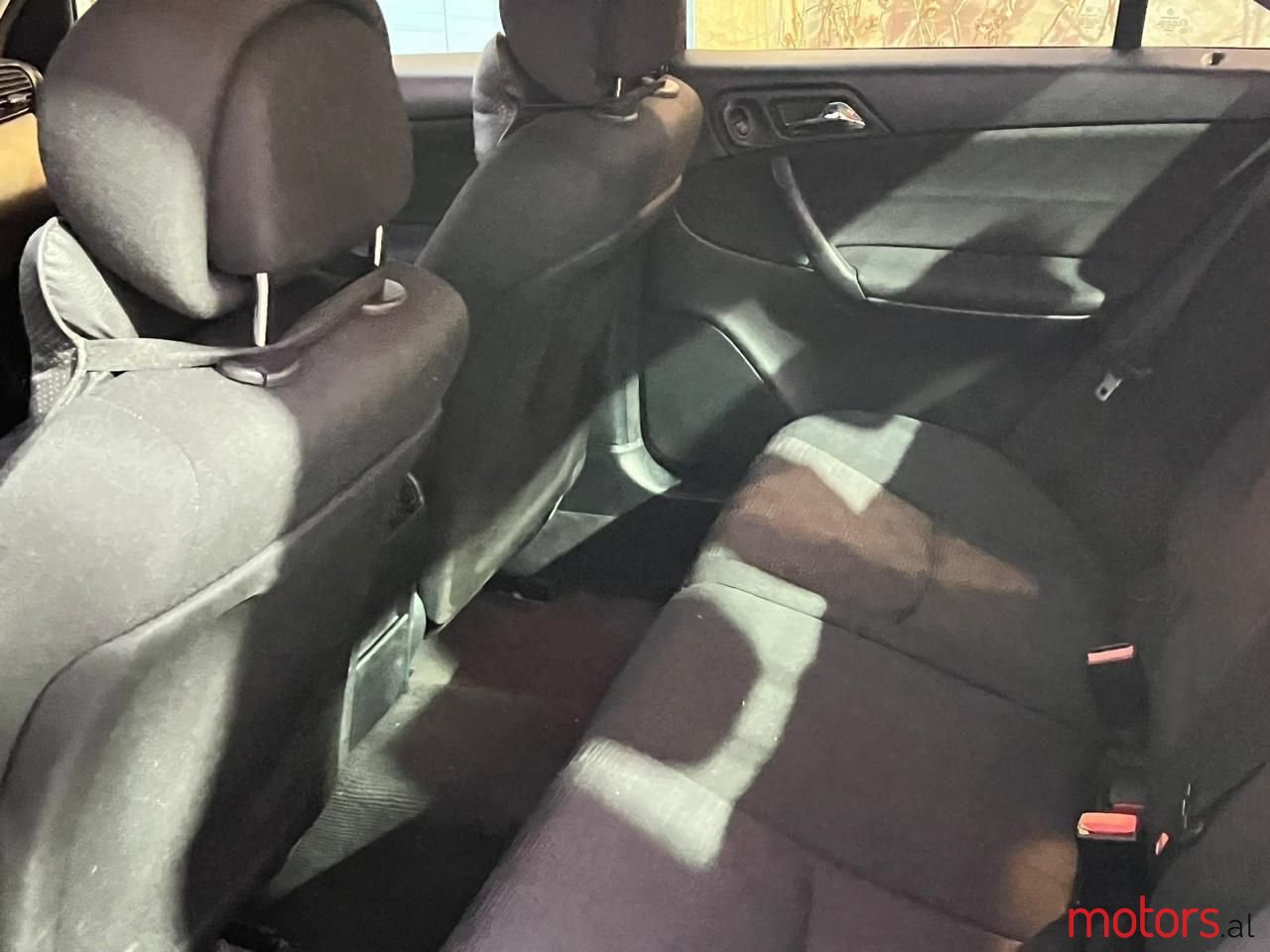 2005' Mercedes-Benz C 200 photo #4